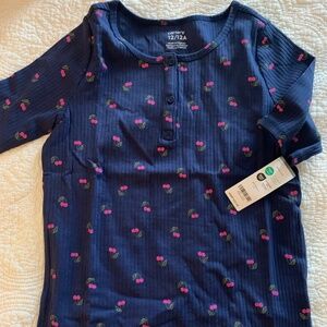 NWT t shirt